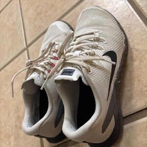 Nike tennis shoes
